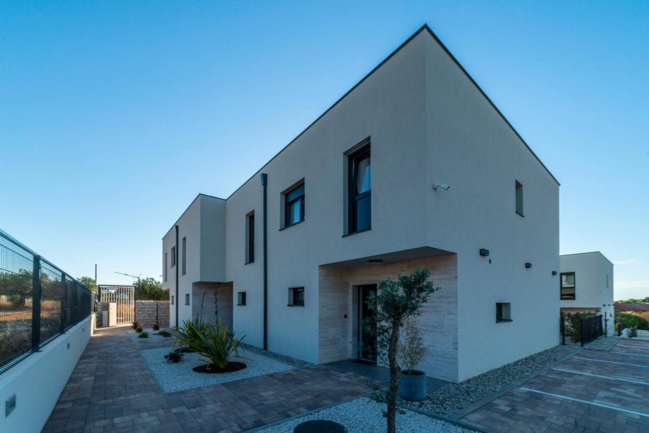 Pinna Residence - Supin Pula Exterior photo